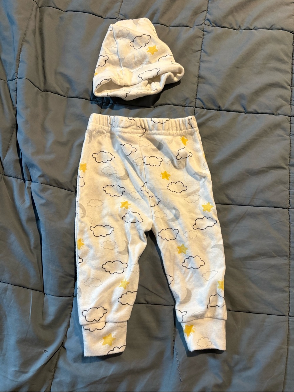 Cloud & Star Baby Joggers and Hat - White with Yellow & Gray